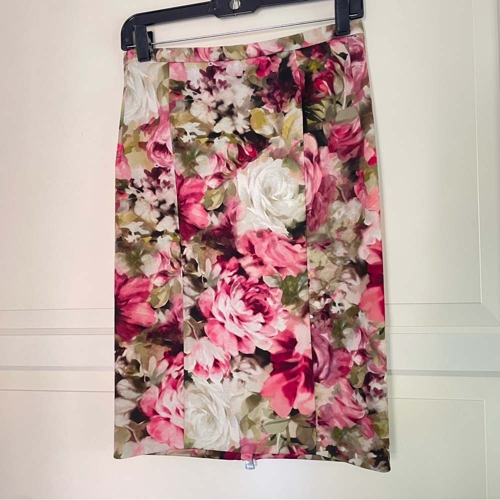 Les Copains Blue pink floral pencil skirt 26459